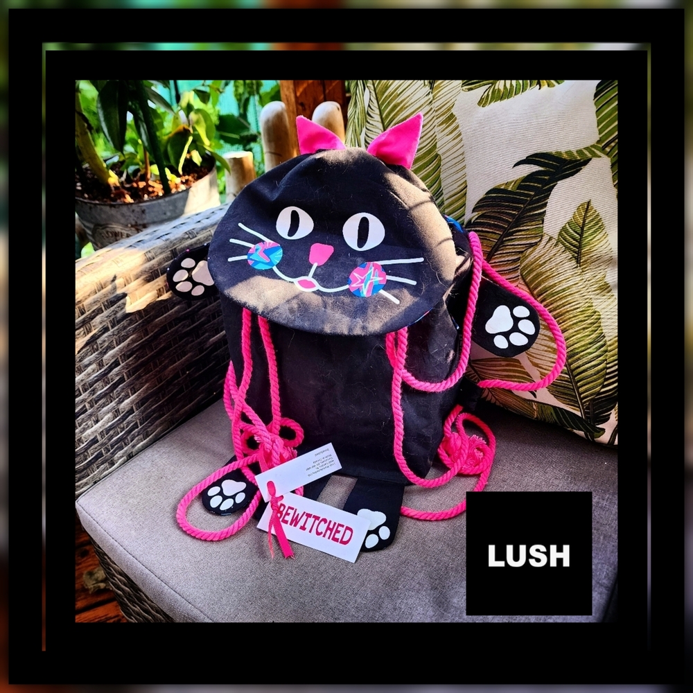 ✨️ NWT - LUSH Black Cat & Bear Backpack ✨️